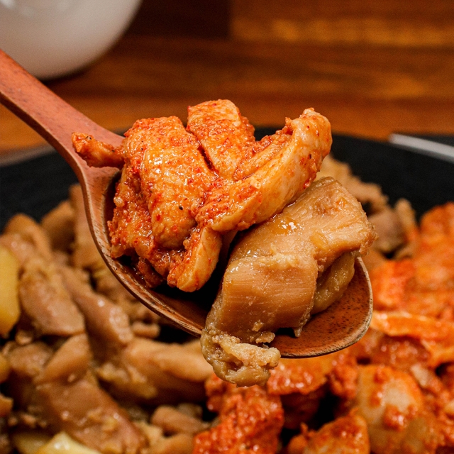 [대용량6인분] 춘천에서 만든 진짜! 춘천 왕 닭갈비 500g+500g+500g (총 1.5kg)